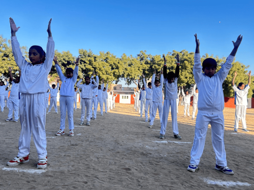 11 (1) (1) (1) (1) (1) (1)