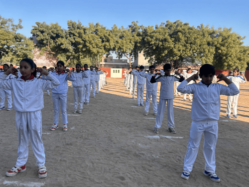 12 (1) (1) (1) (1) (1)